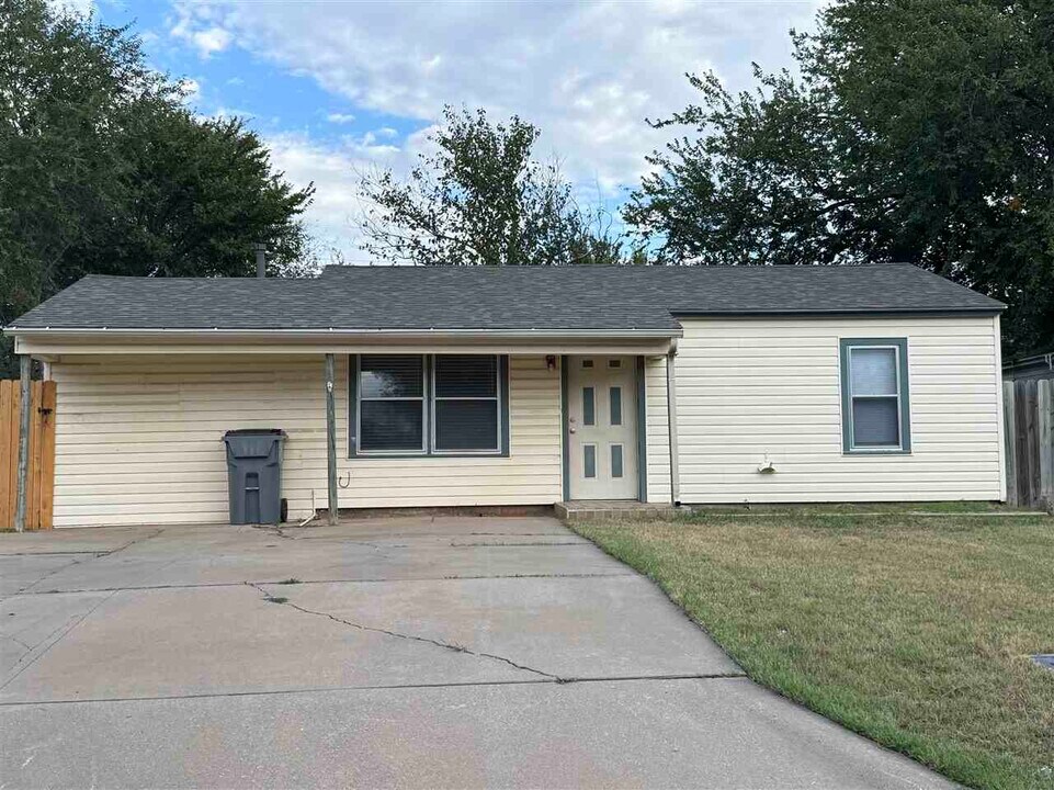 2815 SW I Ave in Lawton, OK - Building Photo