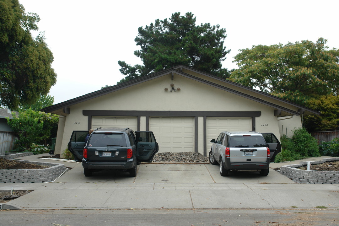 4458 Wessex Dr in San Jose, CA - Building Photo