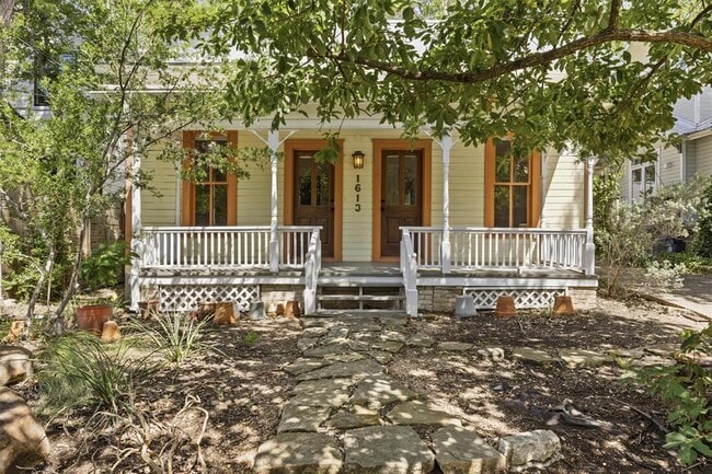 property at 1613 Drake Ave