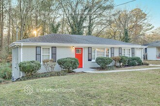 3656 Bolfair Dr NW in Atlanta, GA - Foto de edificio - Building Photo