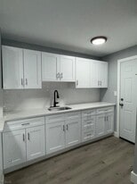 23 1/2 Dr Martin Luther King Jr Blvd in Newark, NJ - Building Photo