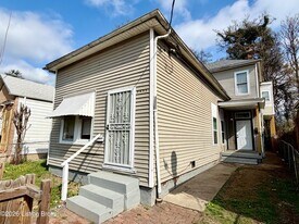2631 W Madison St in Louisville, KY - Building Photo