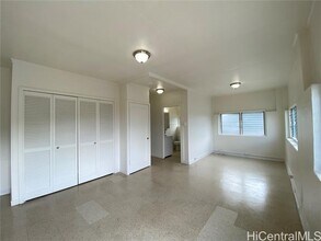 3257 Kikilia Pl in Honolulu, HI - Building Photo - Building Photo