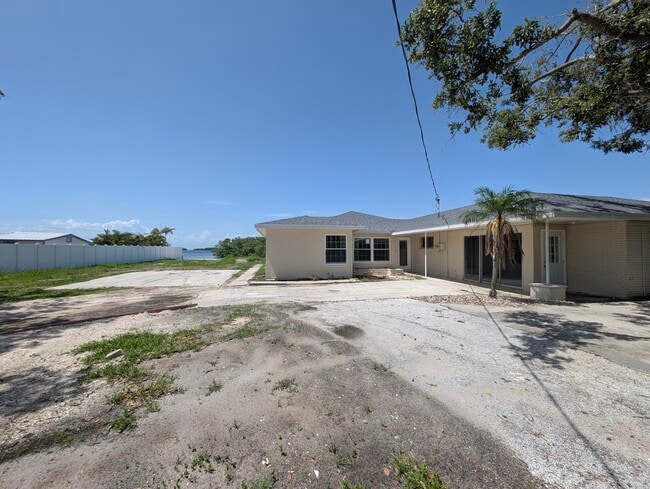 property at 1034 Canal St