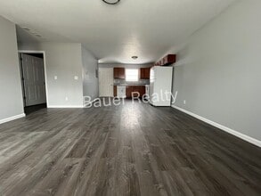 103-107 E Pearl St in Willard, OH - Building Photo - Building Photo