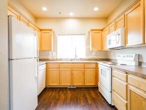 3856 Oranda St in Albany, OR - Building Photo - Building Photo