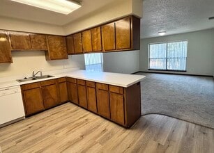 337 Lewis St in Fort Walton Beach, FL - Building Photo - Building Photo