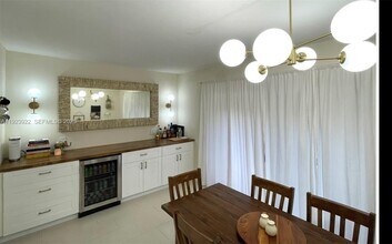 5555 N Ocean Blvd in Lauderdale-by-the-Sea, FL - Foto de edificio - Building Photo