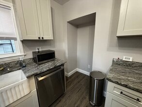 546 Nantasket Ave in Hull, MA - Building Photo - Building Photo