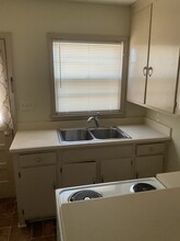 919 McAlway Rd in Charlotte, NC - Building Photo - Building Photo