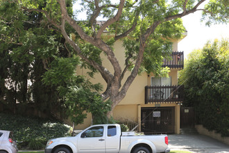 1666 Veteran Ave in Los Angeles, CA - Building Photo - Building Photo