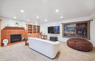 13046 Mountain Crest Cir in Draper, UT - Building Photo