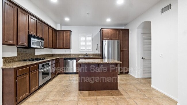 1661 Brittle Bush Dr in Chula Vista, CA - Building Photo - Building Photo