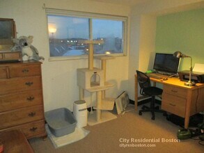 380 Dorchester St in Boston, MA - Foto de edificio - Building Photo