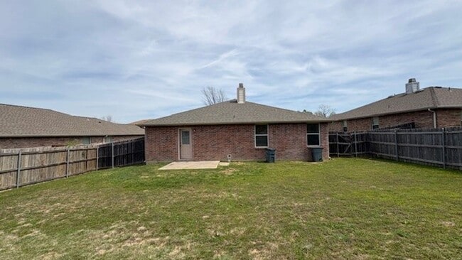 2629 Salt Maker Way in Little Elm, TX - Building Photo - Building Photo