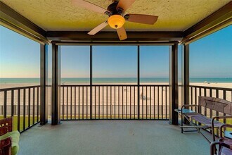18304 Gulf Blvd, Unit 102 in Redington Shores, FL - Building Photo - Building Photo