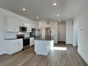 23602 E 3rd Pl in Aurora, CO - Building Photo - Building Photo