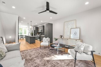 1310 Carolyn Dr in Charlotte, NC - Building Photo - Building Photo