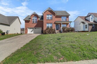 1213 Channelview Dr in Clarksville, TN - Building Photo - Building Photo