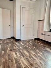 181 Elm St, Unit 102 in Biddeford, ME - Building Photo - Building Photo
