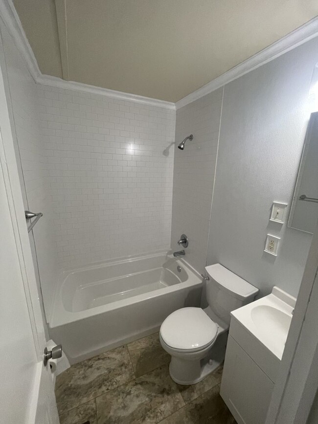 663 Coleman St in Raleigh, NC - Building Photo - Building Photo