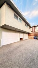 4104 Emerald St, Unit D in Torrance, CA - Building Photo - Building Photo