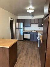 273 S Parkview Ave in Daly City, CA - Building Photo - Building Photo