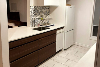 3720 Bd Édouard-Montpetit in Montréal, QC - Building Photo - Building Photo
