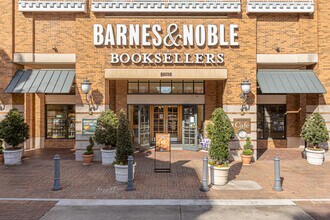 7707 Bluebonnet Blvd in Baton Rouge, LA - Building Photo - Building Photo