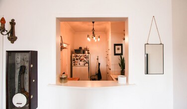 3360 Descanso Dr-Unit -3362 in Los Angeles, CA - Building Photo - Building Photo