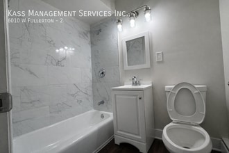 6010 W Fullerton Ave in Chicago, IL - Building Photo - Building Photo