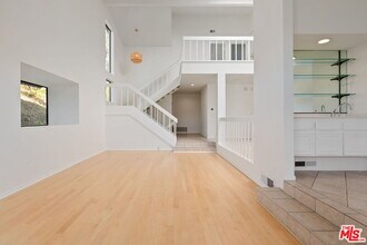 1631 Michael Ln in Los Angeles, CA - Building Photo - Building Photo