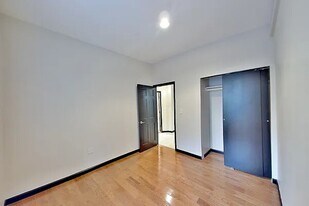 85 Pitt Street in New York, NY - Building Photo