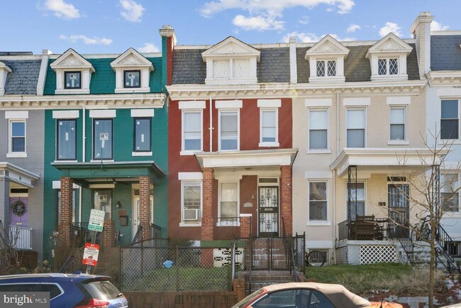 property at 167 V St NE