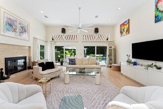 15 Blueberry Ln in Quogue, NY - Building Photo - Building Photo