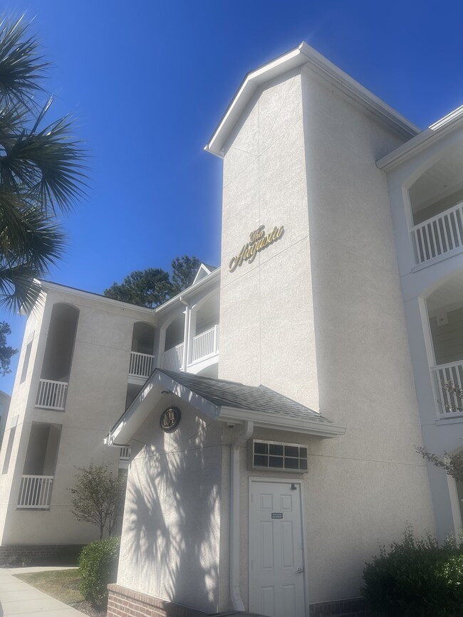 104 Cypress Point Ct, Unit 104 Augusta World Tour in Myrtle Beach, SC - Foto de edificio - Building Photo