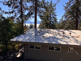 636 Lakeview Ave in Zephyr Cove, NV - Building Photo