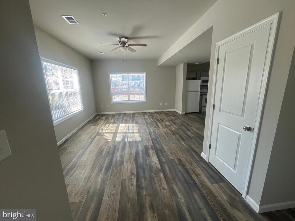 36 Dahlgren St in Greencastle, PA - Building Photo