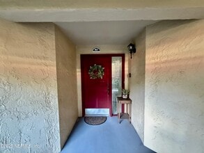 2099 Winterbourne N in Orange Park, FL - Building Photo - Building Photo