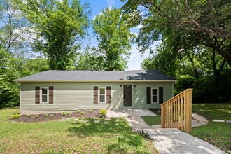 2217 Cityview Ave in Knoxville, TN - Building Photo - Building Photo