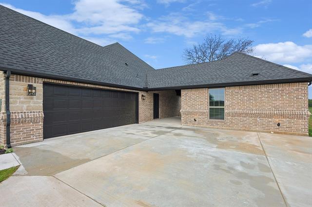 2084 Glenhollow Dr in Weatherford, TX - Building Photo - Building Photo
