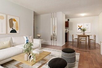 Glenmore Estates in Calgary, AB - Building Photo - Building Photo