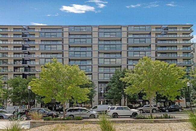 920 I St NW in Washington, DC - Building Photo - Building Photo