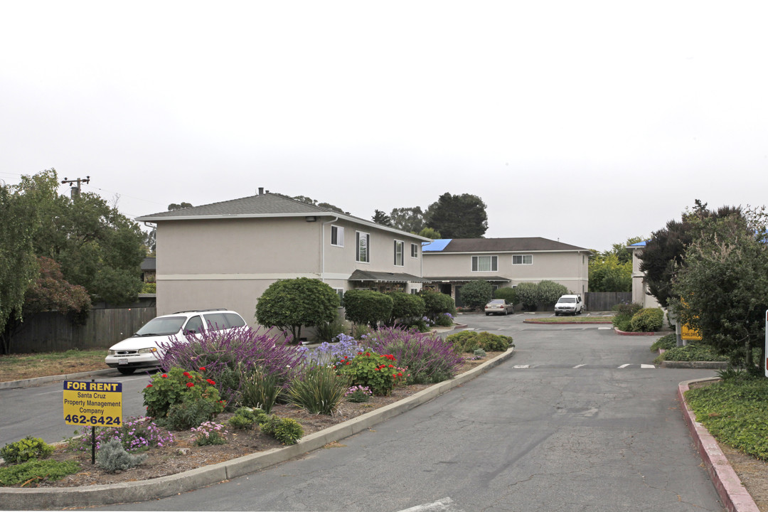 2232-2248 Capitola Rd in Santa Cruz, CA - Building Photo