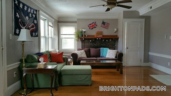 233 Commonwealth Ave