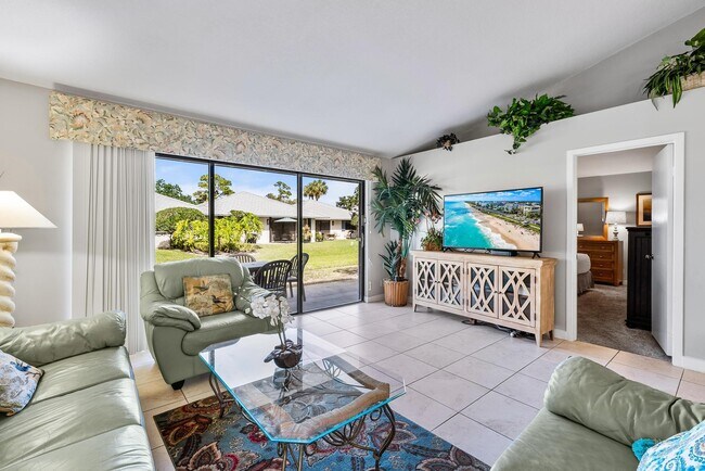 406 Club Dr in Palm Beach Gardens, FL - Building Photo - Building Photo