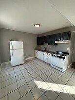 7053 S Dante Ave, Unit 3R in Chicago, IL - Building Photo