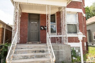 1229 E 71st St in Chicago, IL - Building Photo - Building Photo
