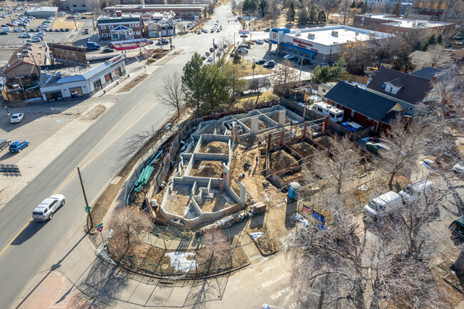 Speer Townhomes in Denver, CO - Foto de edificio - Building Photo