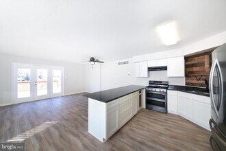 200 Dylan Dr in Lansdale, PA - Building Photo - Building Photo